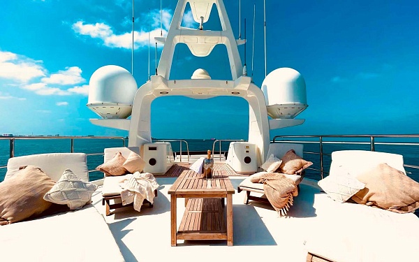 Аренда моторной яхты Benetti 30 Galaktika Skay на Мальдивах